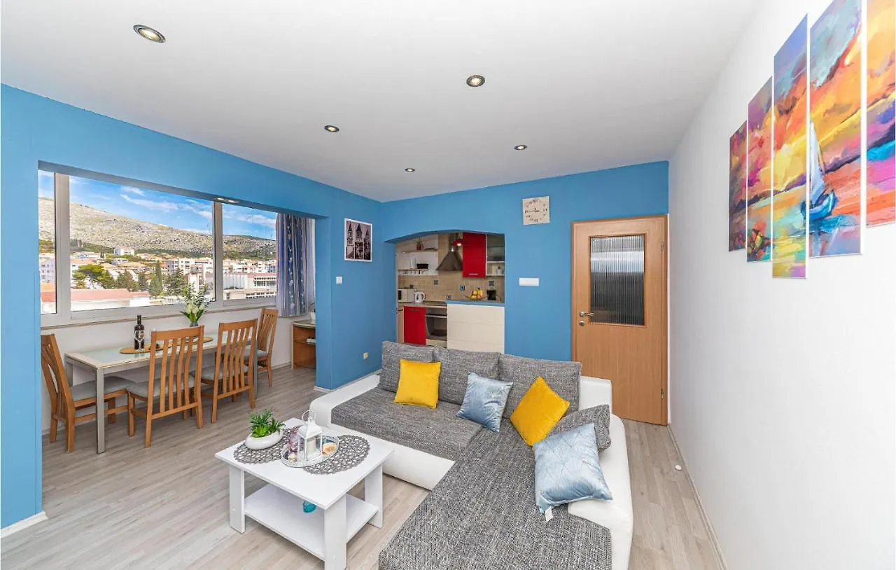 Stunning Apartment In Trogir With Kitchen contacts