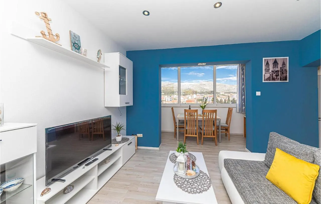 Stunning Apartment In Trogir With Kitchen